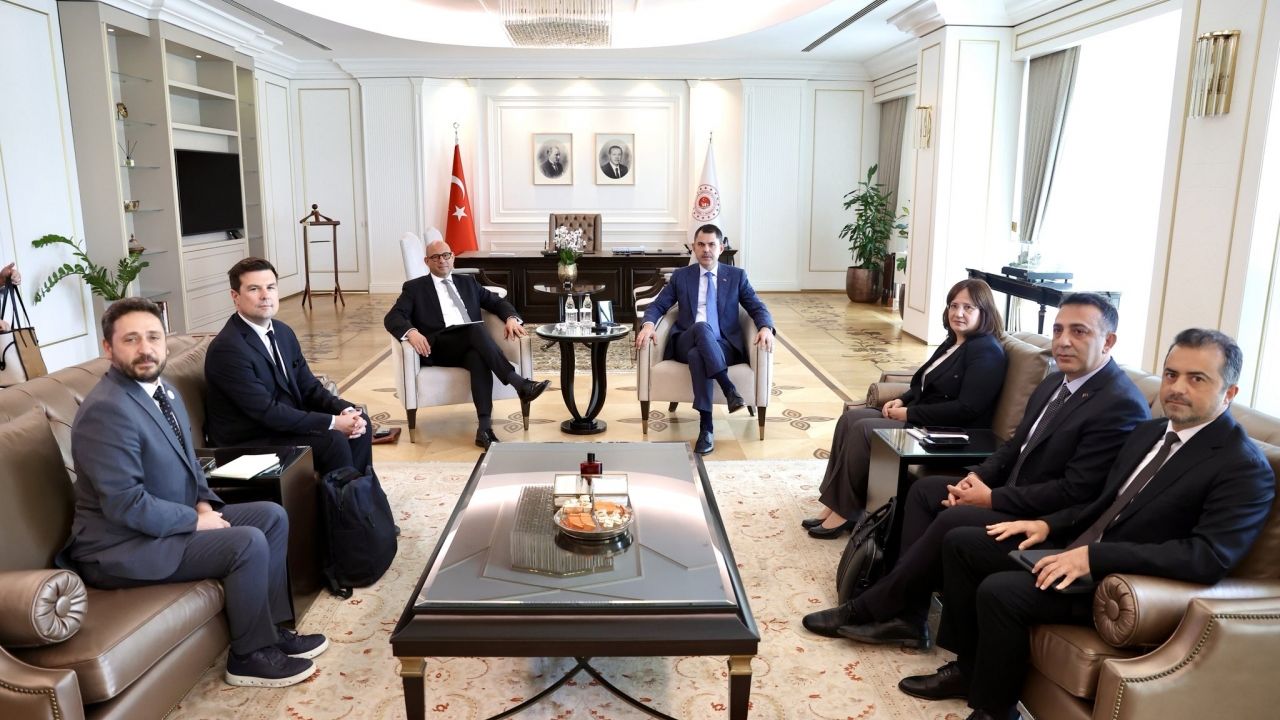 Bakan Kurum, BM İklim Değişikliği Çerçeve Sözleşmesi Sekreteryası İcra Direktörü Stiell ile görüştü