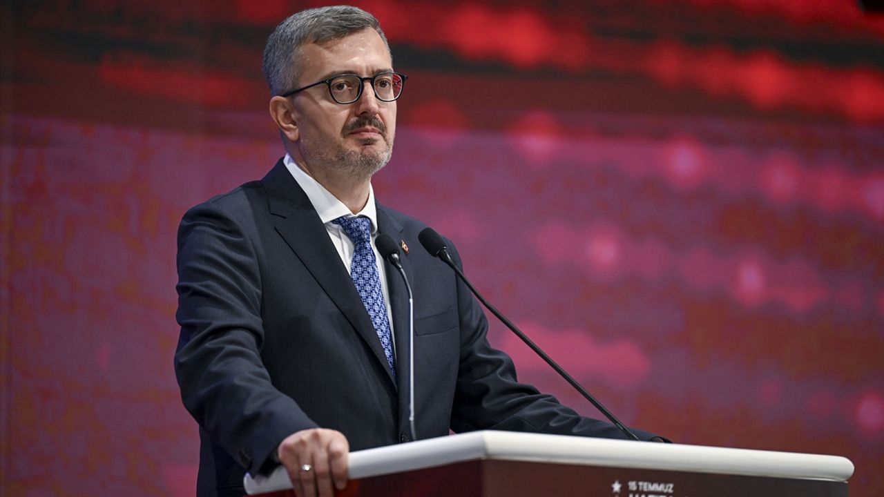 İletişim Başkanı Duran, "15 Temmuz: Hafıza, Adalet ve Gelecek Paneli"nde konuştu: