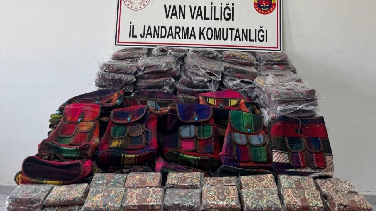 Van'da kaçakçılık operasyonlarında 32 şüpheli yakalandı