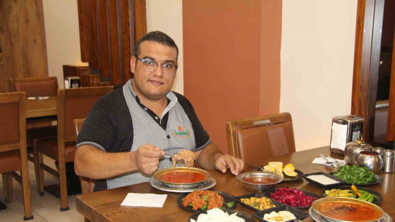 12 saat piştikten sonra sofraya gelen lezzet: Beyran