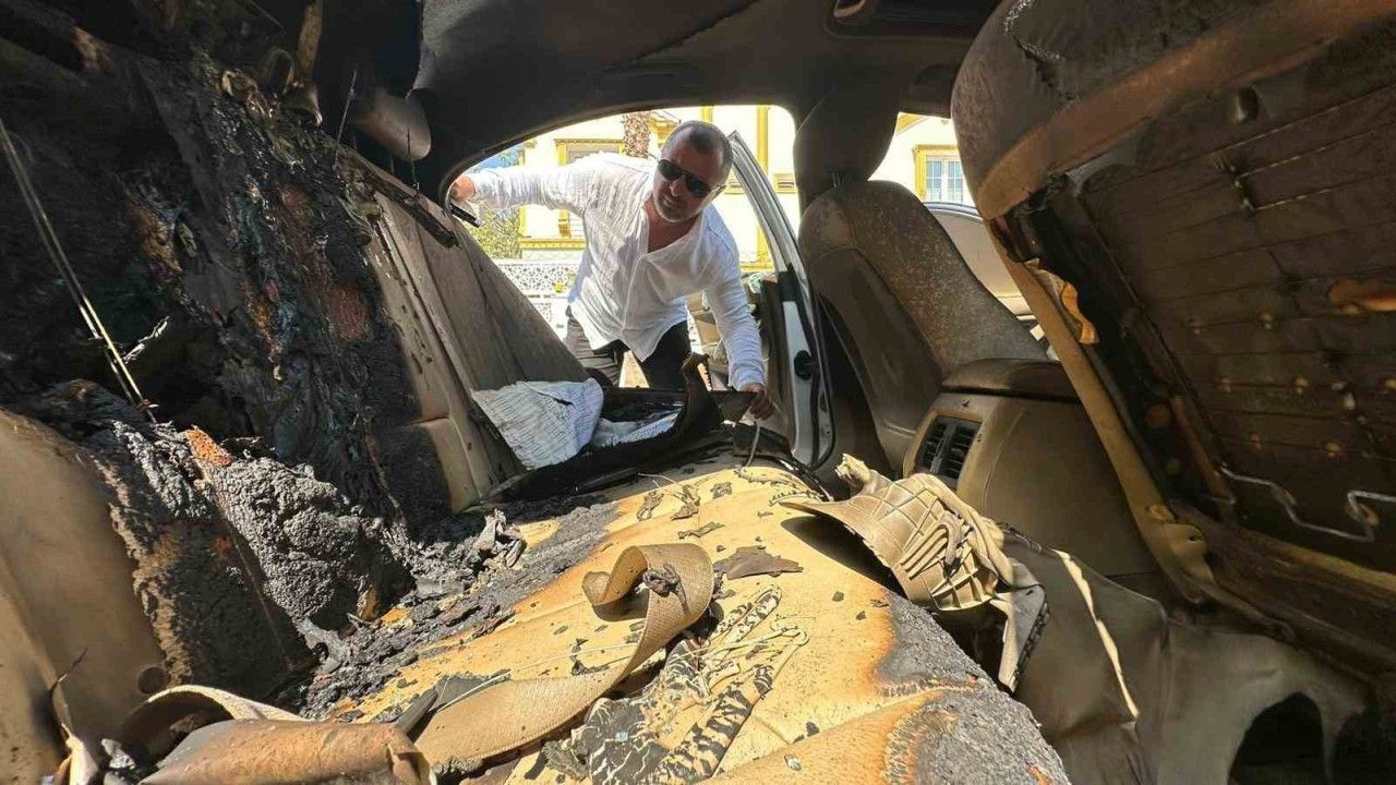 Antalya’da iş adamının lüks otomobiline saldırı