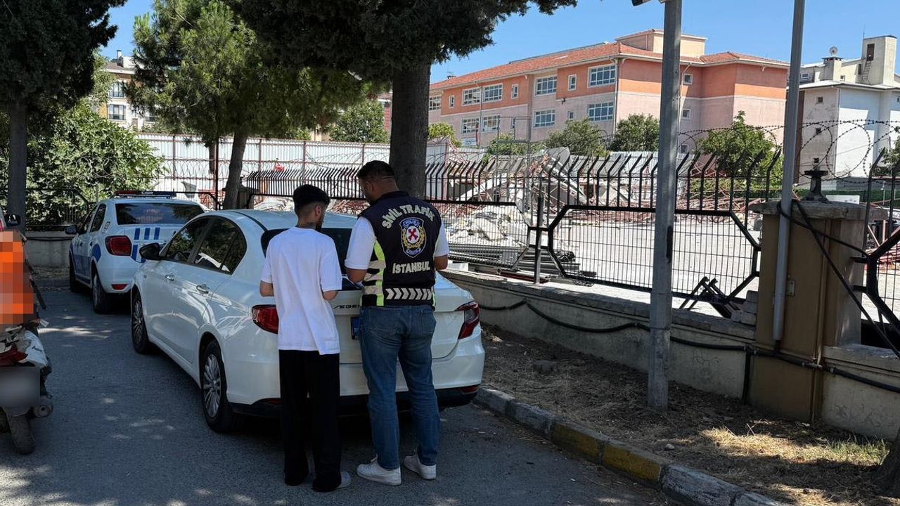 Bahçelievler’de motosikleti ile akrobatik hareketler yapan sürücüye ceza