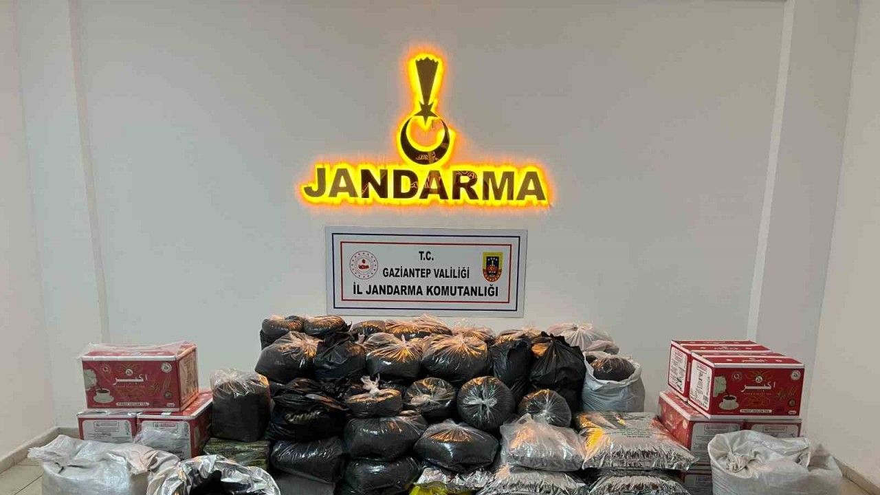 Gaziantep’te 300 kilo kaçak çay ele geçirildi