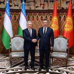 Caparov'dan Mirziyoyev'e birinci derece 'Manas' nişanı