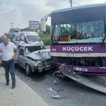 Sakarya'da halk otobüsü ile otomobil çarpıştı: 6 yaralı