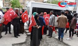 Hakkarili aileler çocukları için HDP önündeki eylemlerini sürdürdü