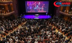 Sanatçı Özkan Uğur için AKM'de tören düzenleniyor