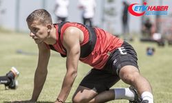 Yılport Samsunspor'un yeni transferi Lubomir Satka, takımda kalıcı olmayı hedefliyor: