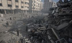İsrail ordusunun Gazze'ye düzenlediği saldırılarda çok sayıda Filistinli öldü ve yaralandı