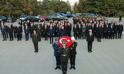 Büyük Önder Atatürk için Anıtkabir'de devlet töreni düzenlendi