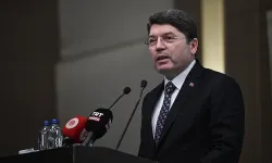 Adalet Bakanı Tunç: "9. yargı paketi olarak bilinen Kanun Teklifinin ülkemiz ve milletimiz için hayırlı olmasını diliyorum"