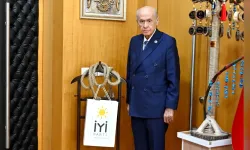 MHP Lideri Devlet Bahçeli, ‘ipi’ odasına astı