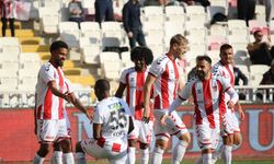 Trendyol Süper Lig: NG Sivasspor: 2 - Çaykur Rizespor: 1 (Maç sonucu)