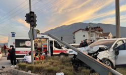 Fethiye’de trafik kazası: 2’si çocuk, 6 yaralı