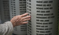 Bosna Hersek'teki savaşta başkent Saraybosna'da öldürülen 1601 çocuk anıldı