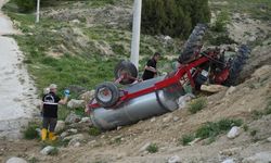 Burdur'da şarampole devrilen traktörün sürücüsü öldü