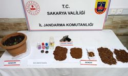 Sakarya'da uyuşturucu operasyonlarında gözaltına alınan 7 zanlı tutuklandı