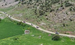 Van Gölü'nün eşsiz koyları off-road tutkunlarını ağırladı