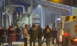 Araç yedek parça fabrikasında yangın