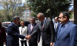 Cumhurbaşkanı Yardımcısı Yılmaz: "Ana muhalefet partisinin tek yaptığı popülizm"