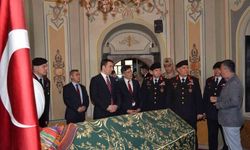 Jandarma Genel Komutanı Orgeneral Ali Çardakçı, Ertuğrul Gazi Türbesi’nde dua etti