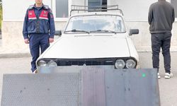 Römork arka kapağını çalmak isteyen şahıs yakalandı