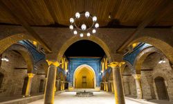 Tokat’ta restorasyonu tamamlanan 8 asırlık Gökmedrese ziyarete açıldı
