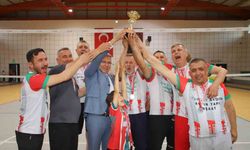 Voleybol turnuvasının şampiyonu belli oldu