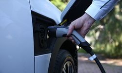 Dünyada bu yıl satılan tüm araçların dörtte birinden fazlasının elektrikli olması bekleniyor