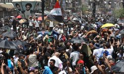 Irak’ta Sadr taraftarlarından İran'a destek gösterisi
