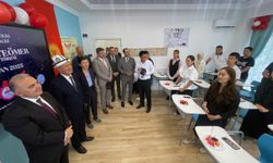 Türkiye'nin Bişkek Büyükelçisi Ökem, 100. yılını kutlayan Kırgız Milli Üniversitesini ziyaret etti