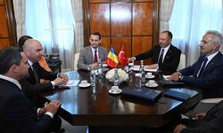 Bakan Uraloğlu, Romanya Başbakanı Bolojan ve mevkidaşı Șerban ile görüştü
