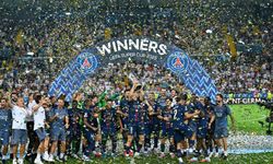 Paris Saint-Germain, Süper Kupa’yı ilk kez müzesine götürdü