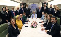 Cumhurbaşkanı Erdoğan: Zafer sonrası barış rüzgarları esiyor, Türkiye olarak memnuniyet duyuyoruz