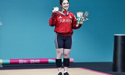 Türkiye'nin 6. İslami Dayanışma Oyunları'nda ilk altın madalyaları halterden geldi