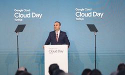 Bakan Kacır: ’’2030’a dek 10 milyar dolarlık veri merkezi ve yapay zeka yatırımını harekete geçireceğiz’’