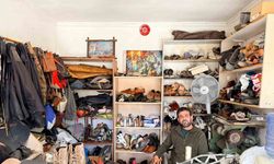 Datça’da 26 yıldır ayakkabı tamirciliği yapıyor