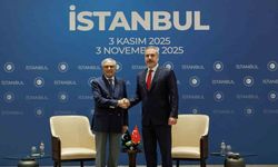 Dışişleri Bakanı Hakan Fidan, Pakistanlı mevkidaşı Mohammad Ishaq Dar ile bir araya geldi