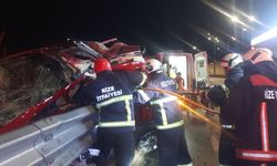 Rize'de otomobilin bariyerlere çarptığı kazada 1 kişi öldü, 1 kişi yaralandı