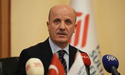 YÖK Başkanı Özvar, Fatih Sultan Mehmet Vakıf Üniversitesinin Senato Toplantısı'nda konuştu