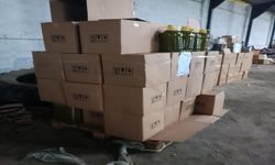Aydın'da piyasa sürülmeye hazırlanan 931 litre sahte yağ yakalandı