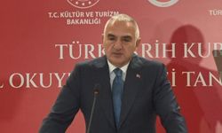 Bakan Ersoy: Genel Okuyucu Dizisi ile başlatılan 100 kitaplık proje, 'tarih sıkıcı ve anlaşılmazdır' algısını kıracak