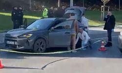 Bakırköy’de seyir halindeki otomobile silahlı saldırı: 1 ölü