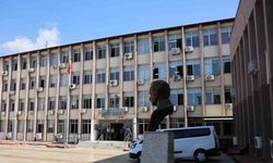 Eğlence mekanının önünde çıkan silahlı ve bıçaklı kavganın şüphelileri adliyeye sevk edildi