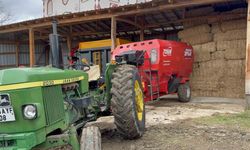 Kolunu silaj makinesine kaptıran çocuk hayatını kaybetti