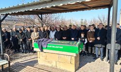 Koyun otlatma meselesinden öldürülen adam toprağa verildi