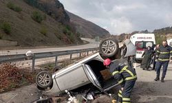 Tokat’ta kontrolden çıkan otomobil ters döndü: 5 yaralı