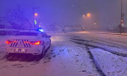 Bolu Dağı'nda kar etkili oluyor