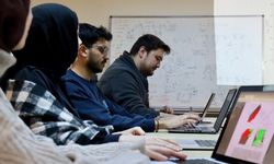 Türk bilim insanlarından 'Geleceğin Deneyi'ne parçacık katkısı