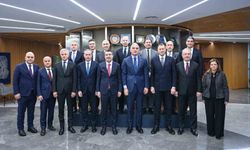 Bakan Ersoy: 'Bölgesel krizlere rağmen turizm sektöründe güçlü bir performans ortaya koyduk'